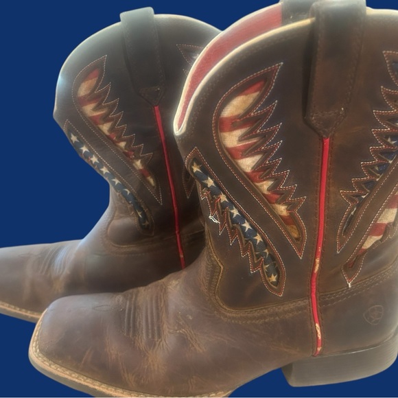 Ariat Cowboy Boots with American Flag Design, Women’s 7.5 - Picture 1 of 6